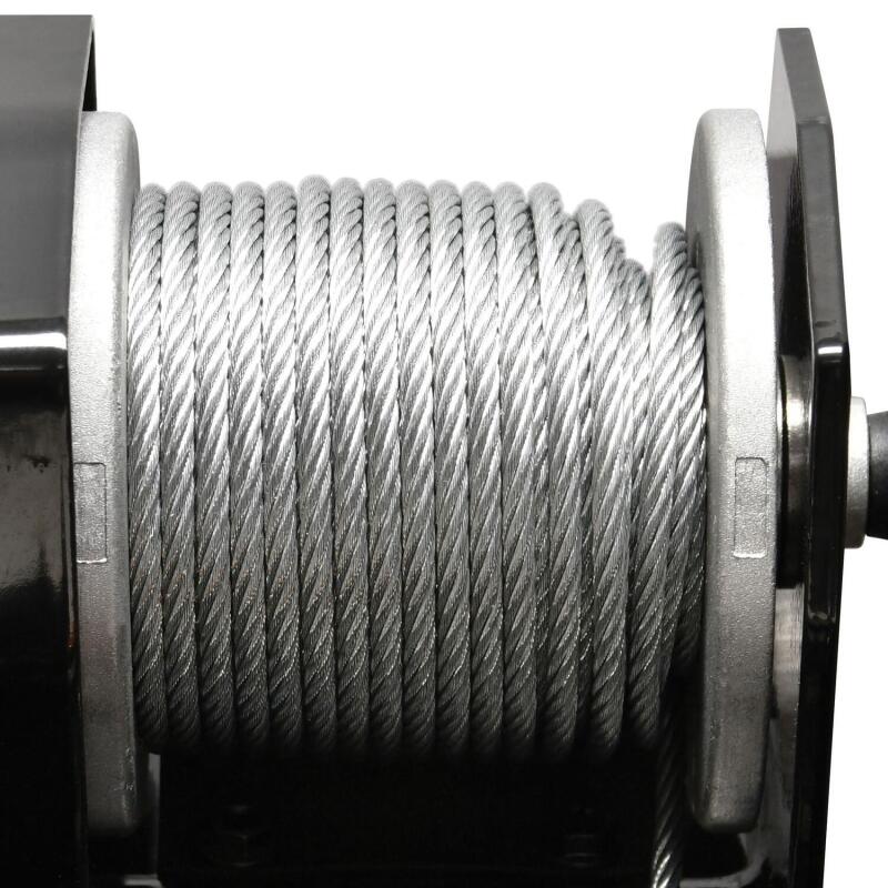 Superwinch 2000 LBS 12 VDC 5/32in x 49ft Steel Rope LT2000 Winch 1120210 1120210 Photo - Close Up