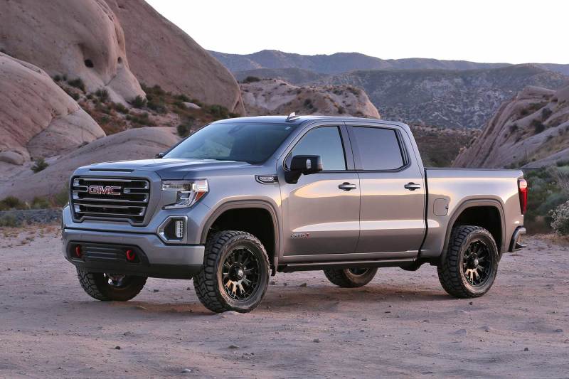 Fabtech 19-20 GM K1500 Trail Boss/AT4 4WD 1.5in UCA System w/DL 2.5 Coilovers & Rear DL 2.25 Shocks K1153DL K1153DL Photo - lifestyle view