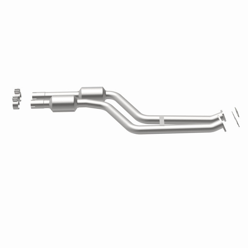 MagnaFlow BMW Z4 OEM Grade Federal / EPA Compliant Direct-Fit Catalytic Converter 51725 360 Degree Image Set