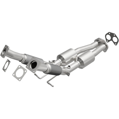 MagnaFlow Volvo XC90 OEM Grade Federal / EPA Compliant Direct-Fit Catalytic Converter 21-506 Photo - Primary