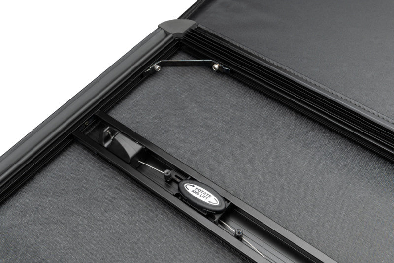 Extang 2021 Ford F150 (6 1/2 ft Bed) Trifecta ALX 90703 90703 Photo - Mounted