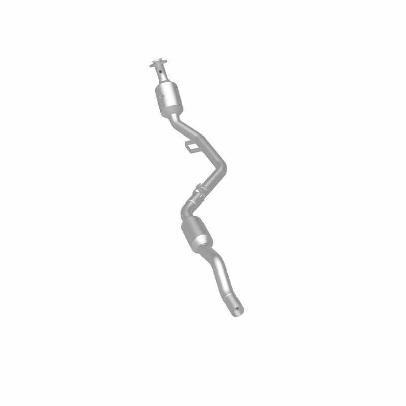 MagnaFlow Mercedes-Benz E350 OEM Grade Federal / EPA Compliant Direct-Fit Catalytic Converter 51666 360 Degree Image Set