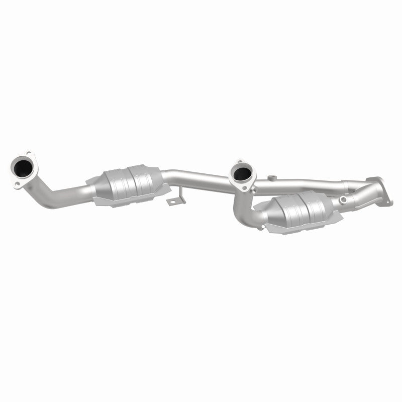 MagnaFlow Ford Windstar California Grade CARB Compliant Direct-Fit Catalytic Converter 4451381 360 Degree Image Set