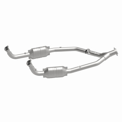 MagnaFlow Land Rover Discovery OEM Grade Federal / EPA Compliant Direct-Fit Catalytic Converter 49720 360 Degree Image Set