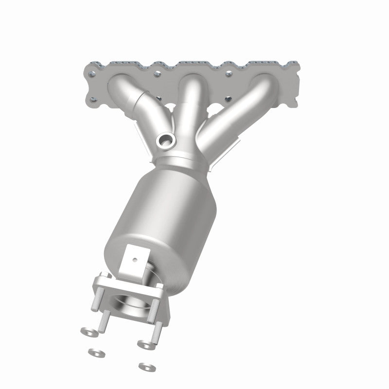 MagnaFlow Volvo XC90 OEM Grade Federal / EPA Compliant Manifold Catalytic Converter 22-174 360 Degree Image Set