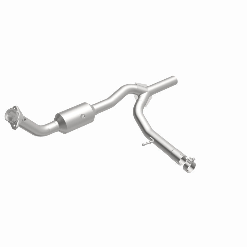 MagnaFlow Ford F-150 OEM Grade Federal / EPA Compliant Direct-Fit Catalytic Converter 21-834 360 Degree Image Set