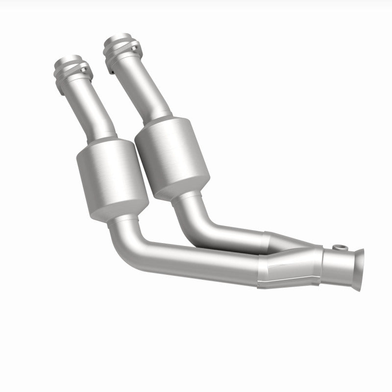 MagnaFlow Jaguar HM Grade Federal / EPA Compliant Direct-Fit Catalytic Converter 24226 360 Degree Image Set