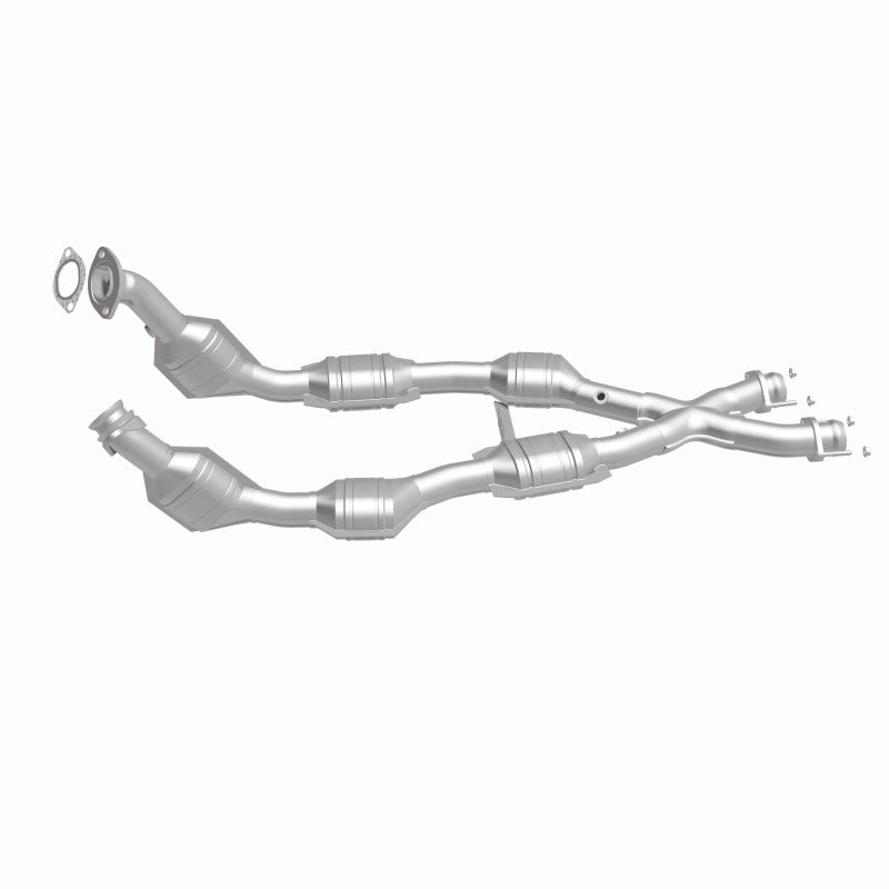MagnaFlow Ford Mustang HM Grade Federal / EPA Compliant Direct-Fit Catalytic Converter 93348 360 Degree Image Set