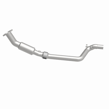 MagnaFlow California Grade CARB Compliant Direct-Fit Catalytic Converter 5561540 360 Degree Image Set