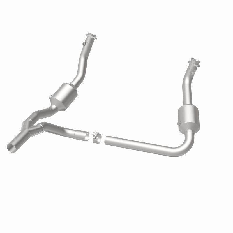 MagnaFlow Jeep Wrangler California Grade CARB Compliant Direct-Fit Catalytic Converter 5551458 360 Degree Image Set