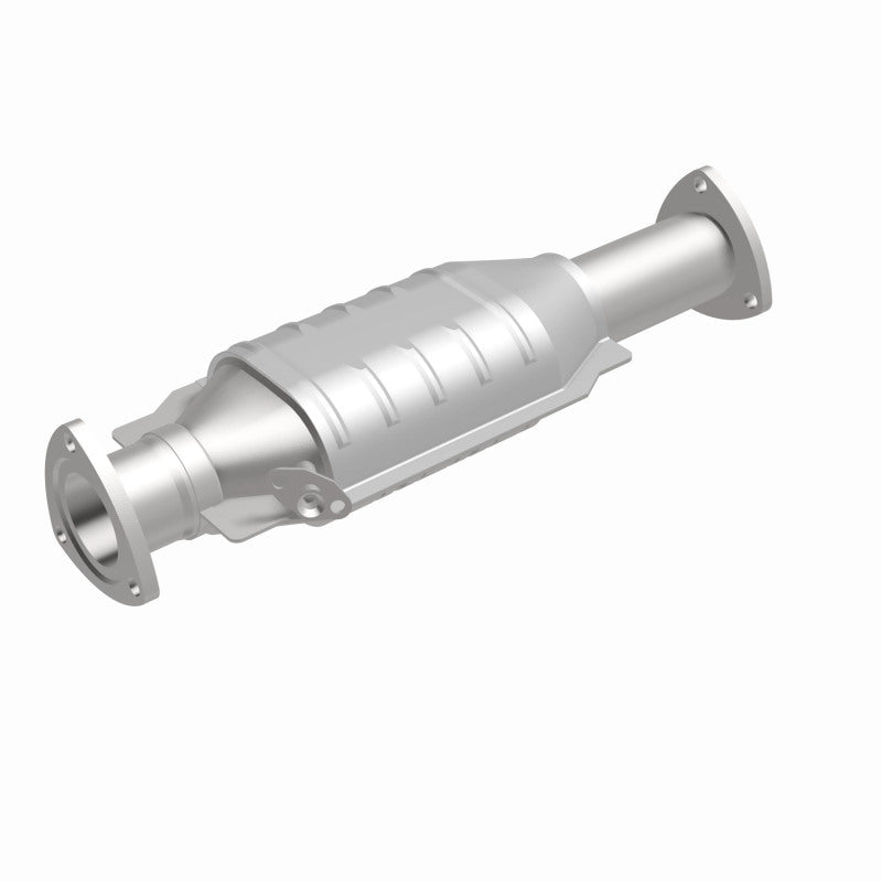 MagnaFlow Toyota Land Cruiser Standard Grade Federal / EPA Compliant Direct-Fit Catalytic Converter 23894 360 Degree Image Set