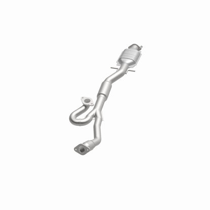 MagnaFlow OEM Grade Federal / EPA Compliant Direct-Fit Catalytic Converter 52417 360 Degree Image Set