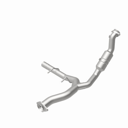 MagnaFlow Ford F-150 California Grade CARB Compliant Direct-Fit Catalytic Converter 5451429 360 Degree Image Set