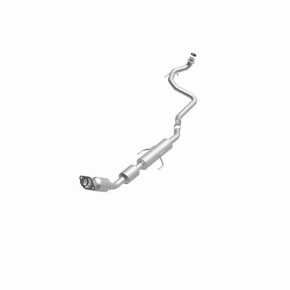 MagnaFlow Toyota Yaris OEM Grade Federal / EPA Compliant Direct-Fit Catalytic Converter 52581 360 Degree Image Set