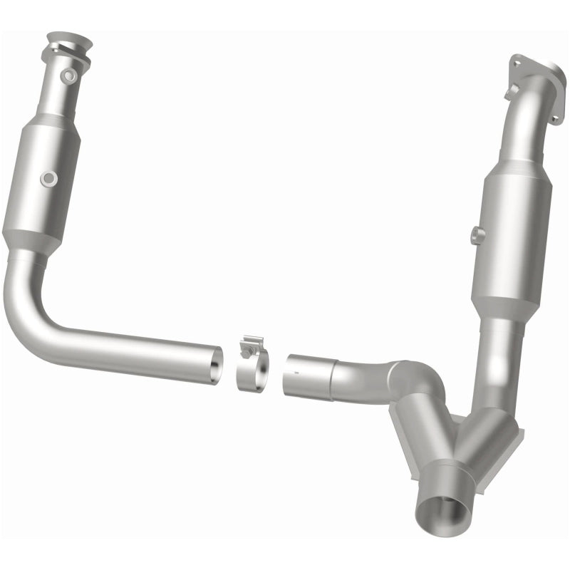 MagnaFlow Dodge Ram 1500 California Grade CARB Compliant Direct-Fit Catalytic Converter 5451664 Photo - out of package