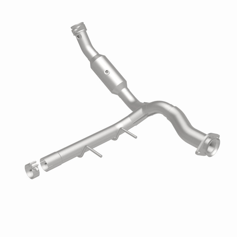 MagnaFlow Ford F-150 OEM Grade Federal / EPA Compliant Direct-Fit Catalytic Converter 21-470 360 Degree Image Set