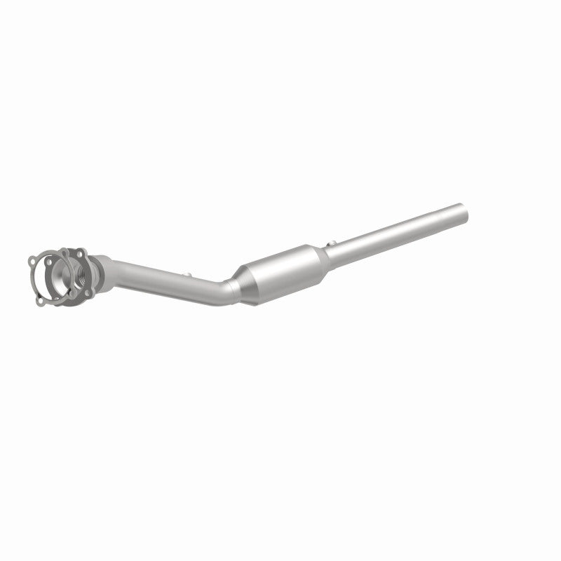 MagnaFlow Volkswagen California Grade CARB Compliant Direct-Fit Catalytic Converter 4481773 360 Degree Image Set
