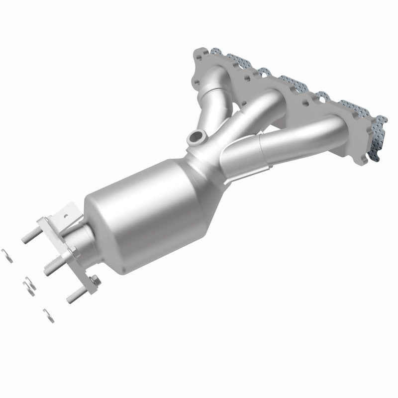 MagnaFlow Volvo XC90 OEM Grade Federal / EPA Compliant Manifold Catalytic Converter 22-174 360 Degree Image Set