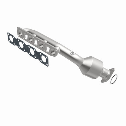 MagnaFlow Infiniti OEM Grade Federal / EPA Compliant Manifold Catalytic Converter 52425 360 Degree Image Set