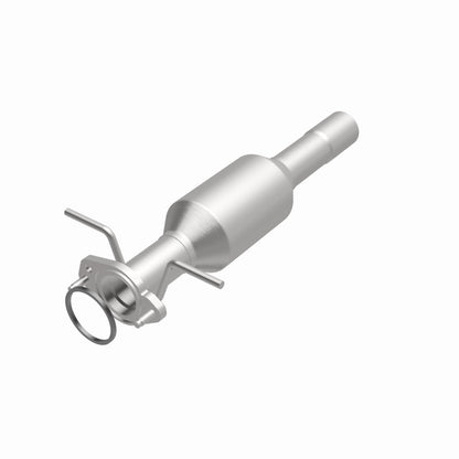 MagnaFlow Ford Focus HM Grade Federal / EPA Compliant Direct-Fit Catalytic Converter 23972 360 Degree Image Set