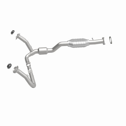 MagnaFlow HM Grade Federal / EPA Compliant Direct-Fit Catalytic Converter 93226 360 Degree Image Set