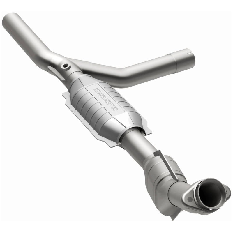 MagnaFlow Ford California Grade CARB Compliant Direct-Fit Catalytic Converter 447110 Photo - out of package