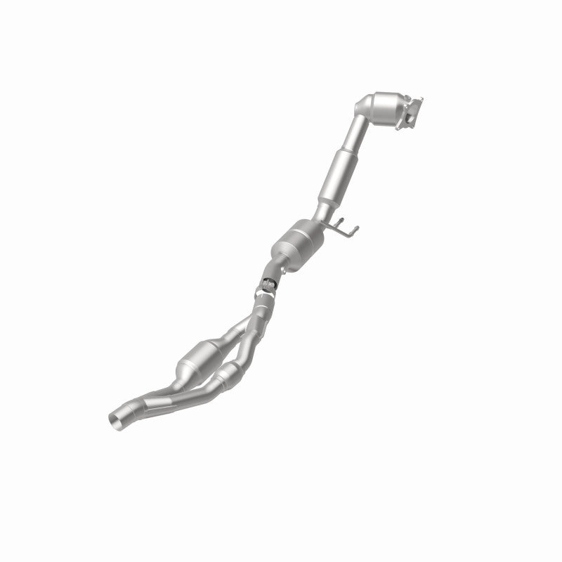 MagnaFlow Audi OEM Grade Federal / EPA Compliant Direct-Fit Catalytic Converter 49715 360 Degree Image Set