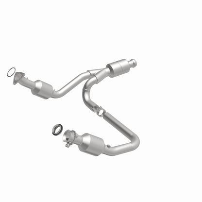 MagnaFlow OEM Grade Federal / EPA Compliant Direct-Fit Catalytic Converter 52642 360 Degree Image Set