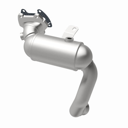MagnaFlow Chrysler Pacifica OEM Grade Federal / EPA Compliant Direct-Fit Catalytic Converter 21-951 360 Degree Image Set