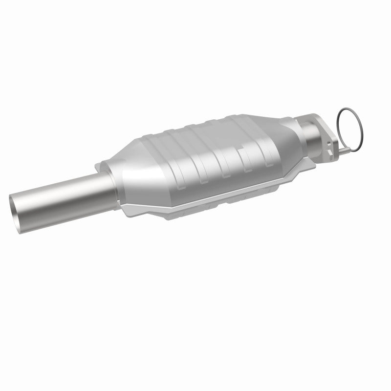 MagnaFlow OEM Grade Federal / EPA Compliant Direct-Fit Catalytic Converter 51793 360 Degree Image Set