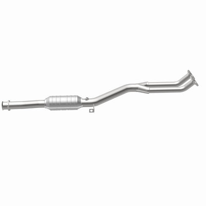 MagnaFlow BMW Standard Grade Federal / EPA Compliant Direct-Fit Catalytic Converter 93684 360 Degree Image Set