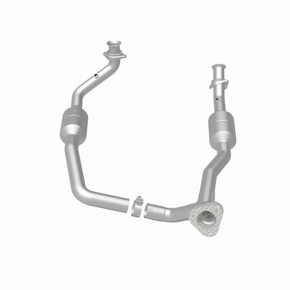 Magnaflow 2003 Ford E-350 Super Duty 5.4L Direct Fit Converter 4583378 4583378 360 Degree Image Set