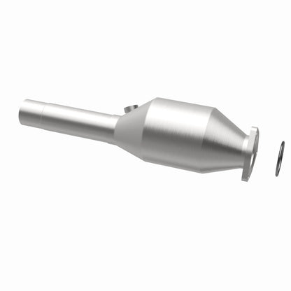 MagnaFlow Volkswagen California Grade CARB Compliant Direct-Fit Catalytic Converter 4481957 360 Degree Image Set