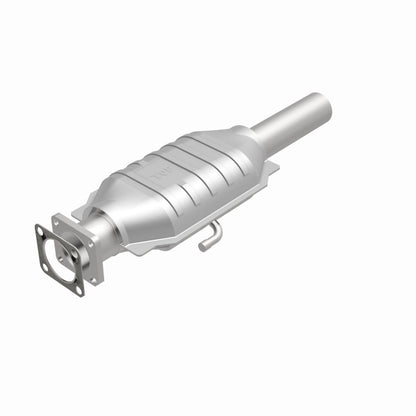 MagnaFlow Standard Grade Federal / EPA Compliant Direct-Fit Catalytic Converter 23229 360 Degree Image Set