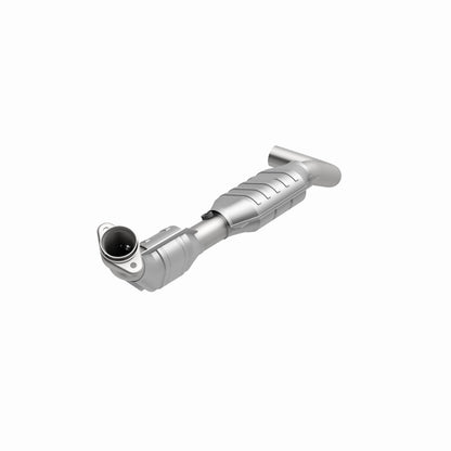 MagnaFlow Lincoln Navigator HM Grade Federal / EPA Compliant Direct-Fit Catalytic Converter 23526 360 Degree Image Set