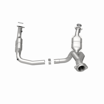 MagnaFlow OEM Grade Federal / EPA Compliant Direct-Fit Catalytic Converter 49631 360 Degree Image Set