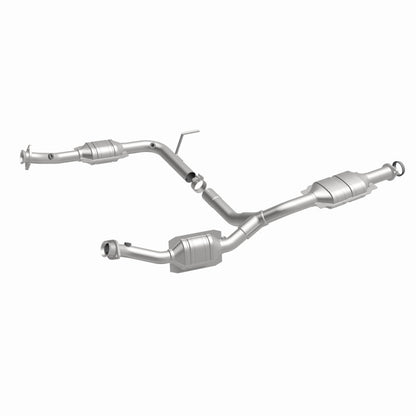 MagnaFlow HM Grade Federal / EPA Compliant Direct-Fit Catalytic Converter 93372 360 Degree Image Set