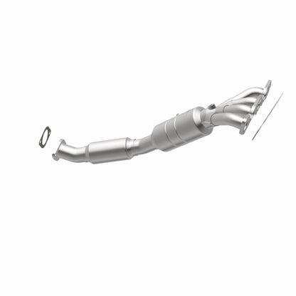 MagnaFlow Ford Focus OEM Grade Federal / EPA Compliant Manifold Catalytic Converter 49852 360 Degree Image Set