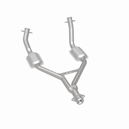 MagnaFlow Ford Mustang Standard Grade Federal / EPA Compliant Direct-Fit Catalytic Converter 23340 360 Degree Image Set