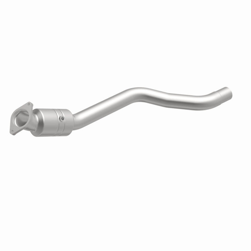MagnaFlow Dodge OEM Grade Federal / EPA Compliant Direct-Fit Catalytic Converter 52479 360 Degree Image Set