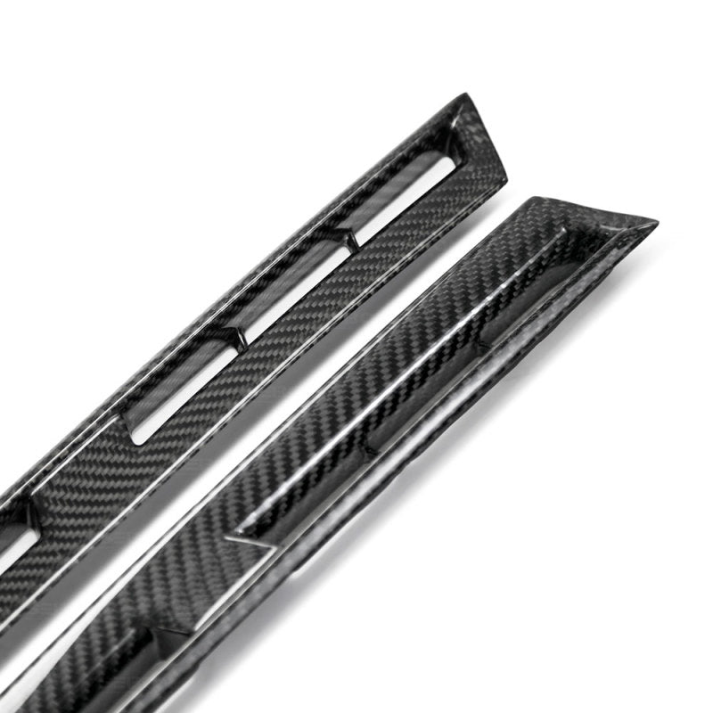 Seibon Fender Ducts Nissan Gtr R35 2009-2010 FD0910NSGTR FD0910NSGTR Photo - Primary