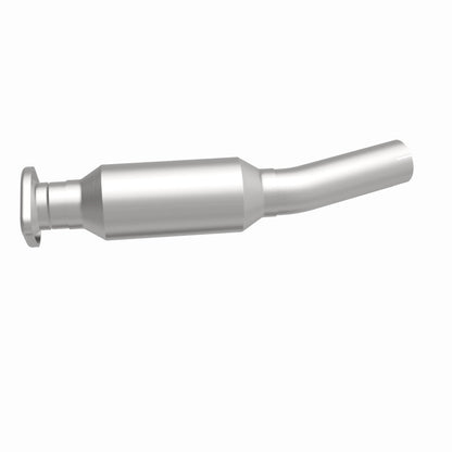 MagnaFlow Toyota RAV4 California Grade CARB Compliant Direct-Fit Catalytic Converter 5592749 360 Degree Image Set