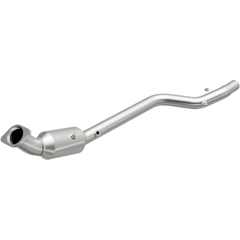 MagnaFlow OEM Grade Federal / EPA Compliant Direct-Fit Catalytic Converter 49241 Photo - Primary