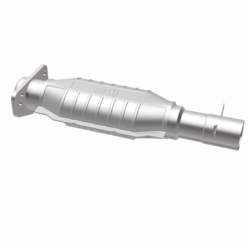 MagnaFlow Standard Grade Federal / EPA Compliant Direct-Fit Catalytic Converter 93486 360 Degree Image Set