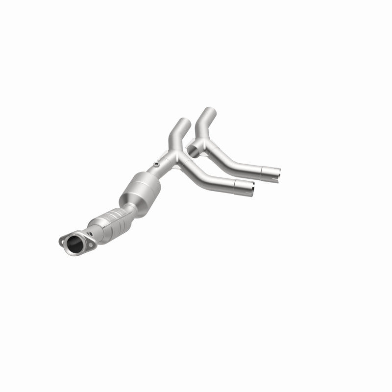 MagnaFlow Ford OEM Grade Federal / EPA Compliant Direct-Fit Catalytic Converter 51310 360 Degree Image Set