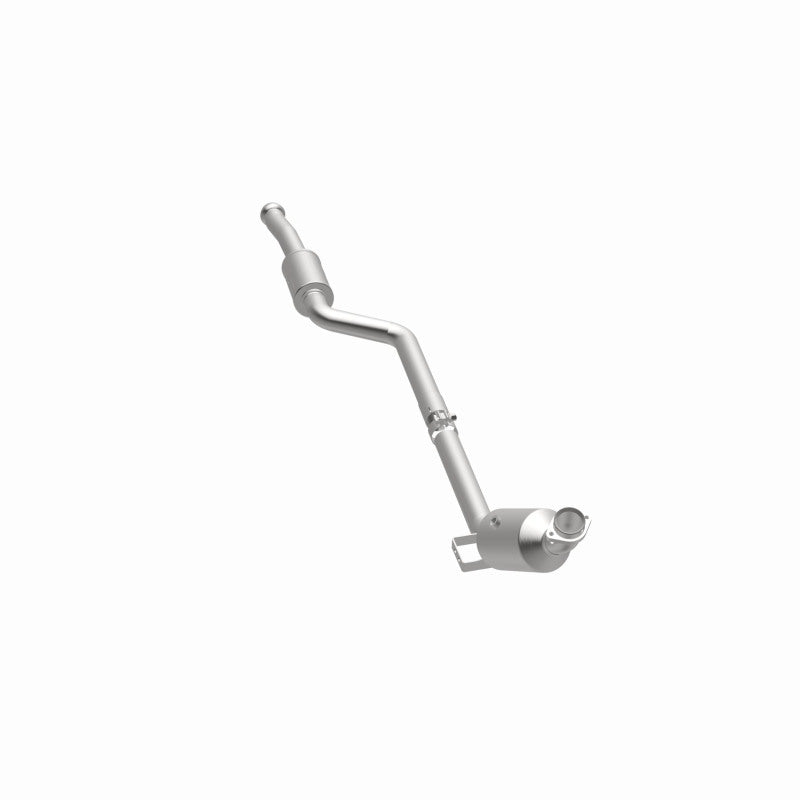 MagnaFlow Mercedes-Benz C300 OEM Grade Federal / EPA Compliant Direct-Fit Catalytic Converter 21-497 360 Degree Image Set