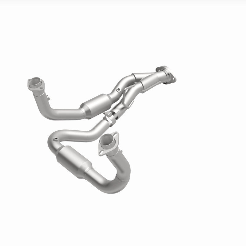 Magnaflow 05-06 Jeep Grand Cherokee 4.7L Direct Fit Catalytic Converter 4651686 4651686 360 Degree Image Set