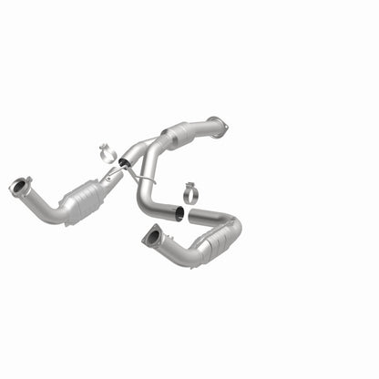 MagnaFlow OEM Grade Federal / EPA Compliant Direct-Fit Catalytic Converter 51812 360 Degree Image Set