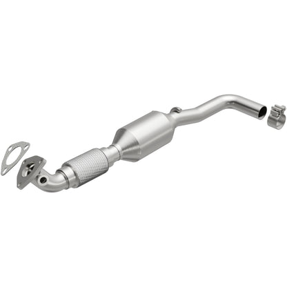 MagnaFlow OEM Grade Federal / EPA Compliant Direct-Fit Catalytic Converter 21-481 Photo - Primary