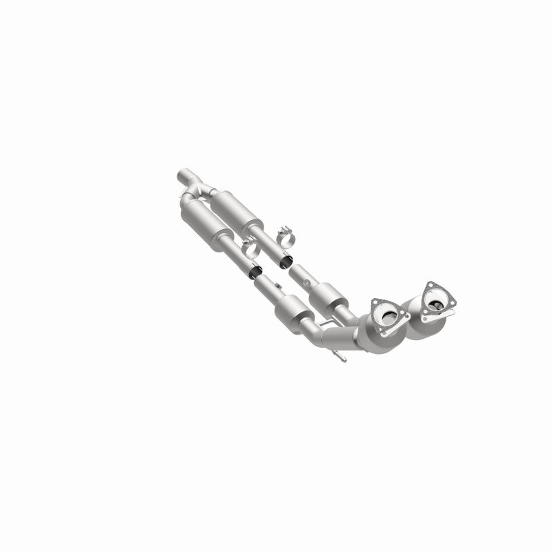 MagnaFlow Volkswagen Passat California Grade CARB Compliant Direct-Fit Catalytic Converter 551799 360 Degree Image Set